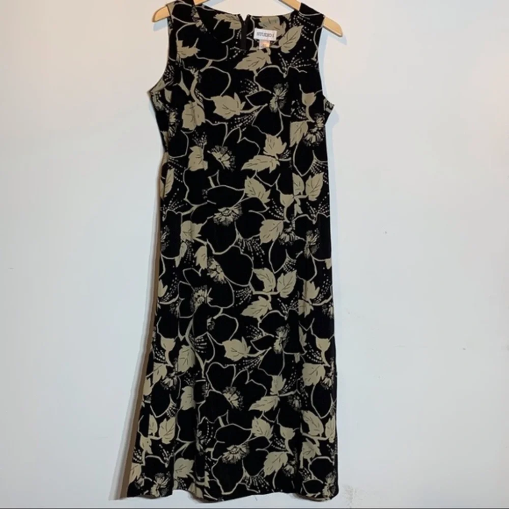 EUC Studio‎ I Black and Tan Floral Print Sheath Dress
